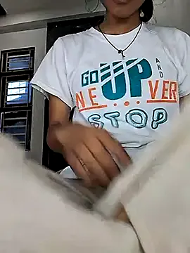 Kumkum_07 – webcam model profile photo